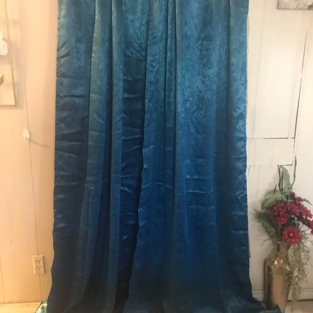 Elegant Blue Velvet Curtains